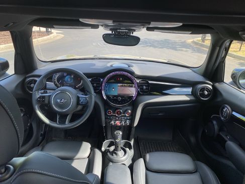 Certified 2023 MINI Cooper S image 18