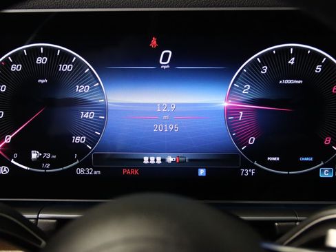 Used 2025 Mercedes-Benz GLE 350 4MATIC w/ Winter Package image 45