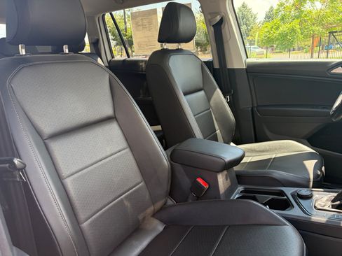 Used 2019 Volkswagen Tiguan SE AWD/4WD image 29