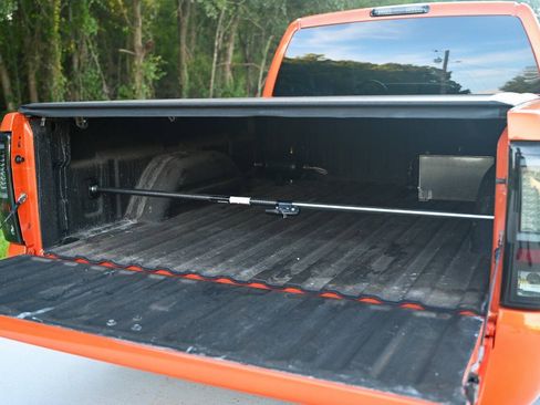 Used 2006 Chevrolet Silverado 1500 LT w/ Light Duty Power Package RWD image 30