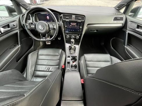 Used 2019 Volkswagen Golf R 4-Door image 13