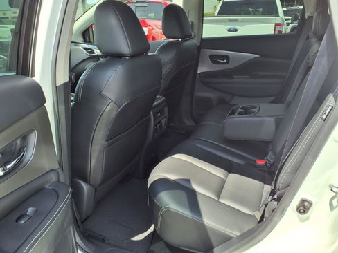 Used 2024 Nissan Murano SV w/ SV Midnight Edition Package AWD/4WD image 18