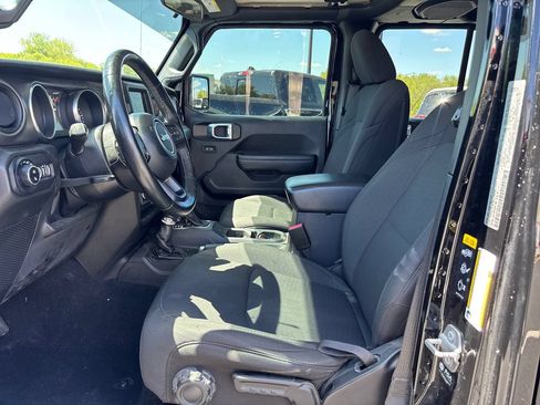 Used 2022 Jeep Gladiator Sport AWD/4WD image 5