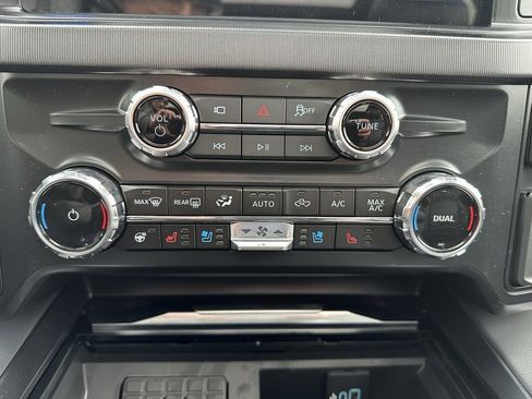 New 2026 Ford F350 Platinum image 35