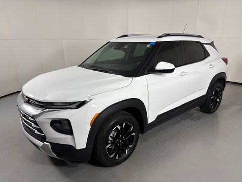 Used 2023 Chevrolet TrailBlazer LT FWD image 5