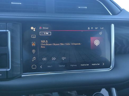 Used 2023 GMC Yukon XL Denali image 22