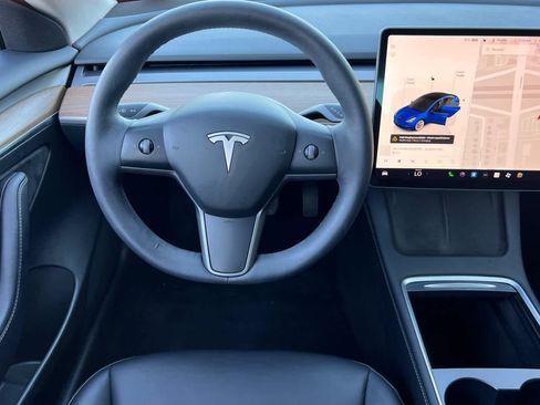 Used 2023 Tesla Model 3 Standard Range image 14