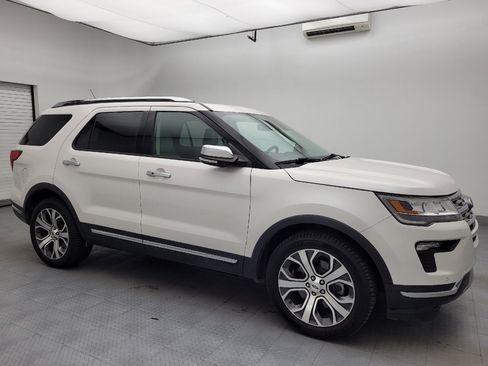 Used 2019 Ford Explorer Limited w/ Limited Luxury Package image 11