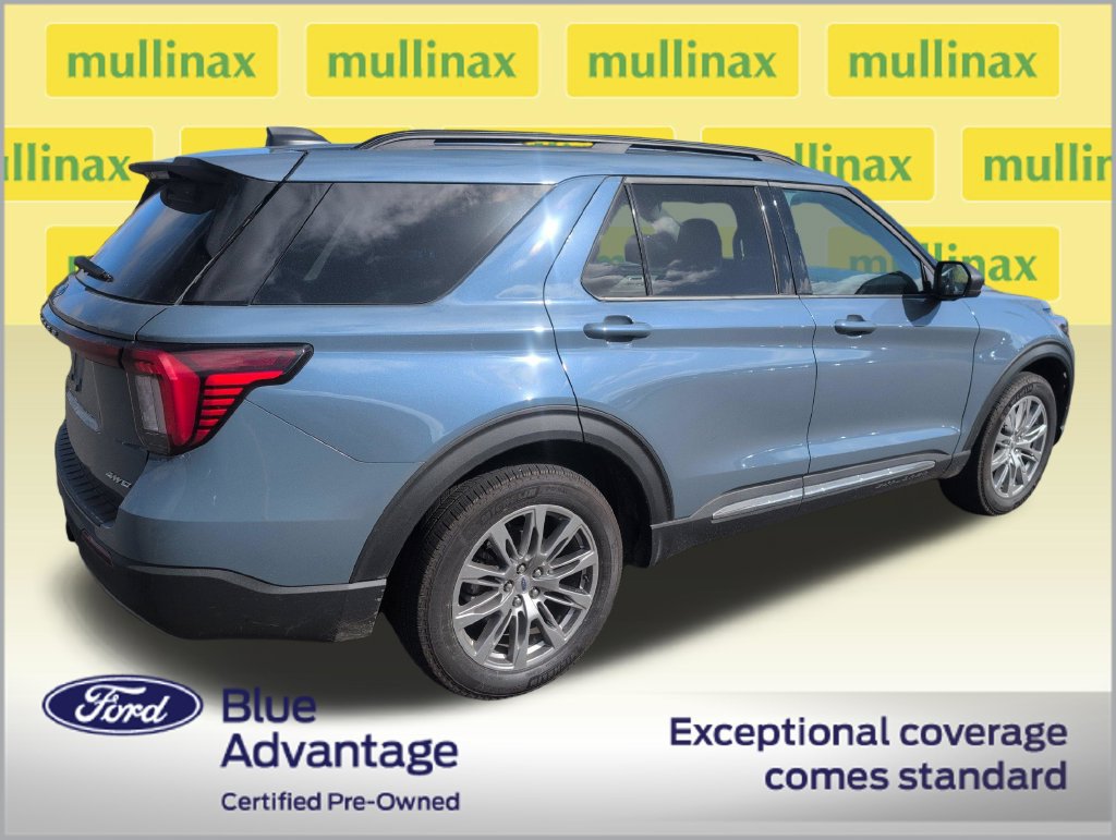 Certified 2025 Ford Explorer Active AWD/4WD image 3