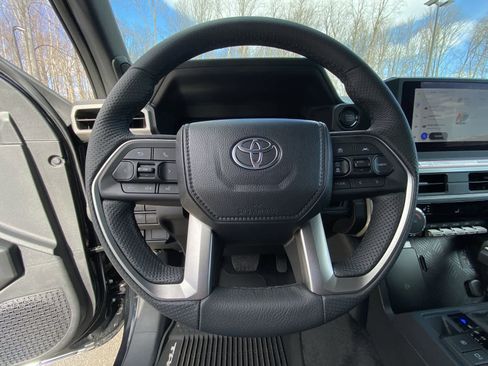 Certified 2025 Toyota Tacoma SR5 w/ SR5 Upgrade Package image 33