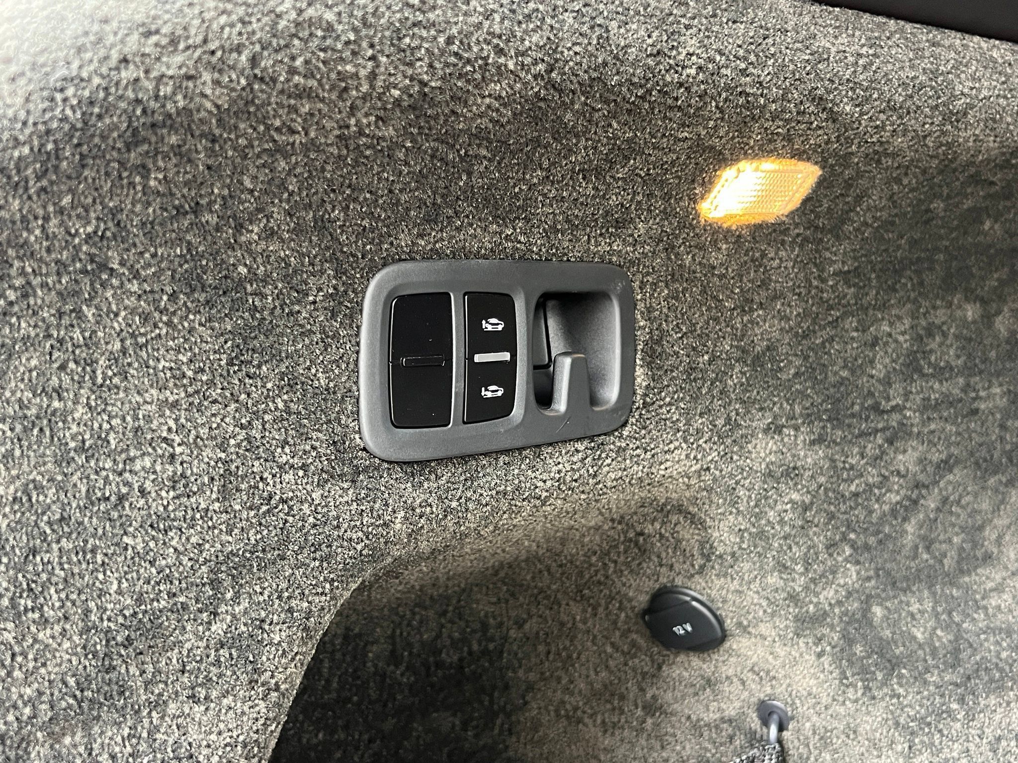 Used 2023 Bentley Bentayga Extended Wheelbase AWD/4WD image 21