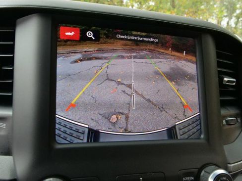 Used 2023 RAM 3500 Tradesman image 13