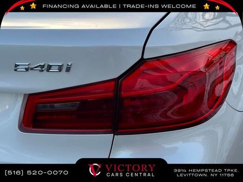 Used 2019 BMW 540i w/ Luxury Seating Package image 8