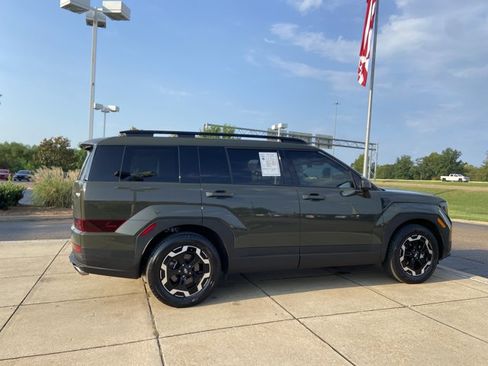 Used 2024 Hyundai Santa Fe SEL FWD image 12