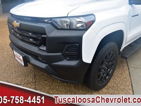 Used 2026 Chevrolet Colorado W/T w/ WT Custom Package AWD/4WD image 37