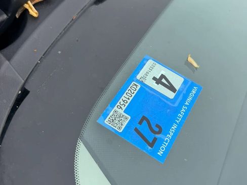 Used 2009 MAZDA MAZDA5 Grand Touring FWD image 36