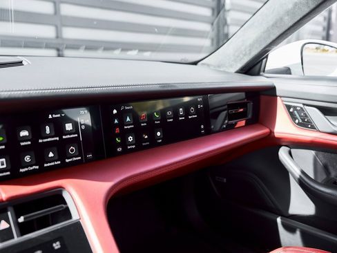 Used 2020 Porsche Taycan Turbo image 75