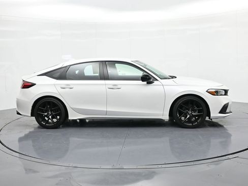 Used 2022 Honda Civic Sport image 5