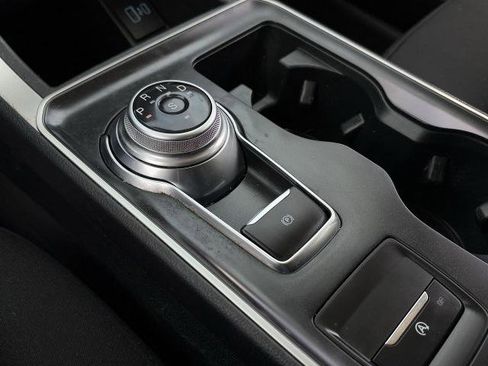 Certified 2024 Ford Edge SE image 18