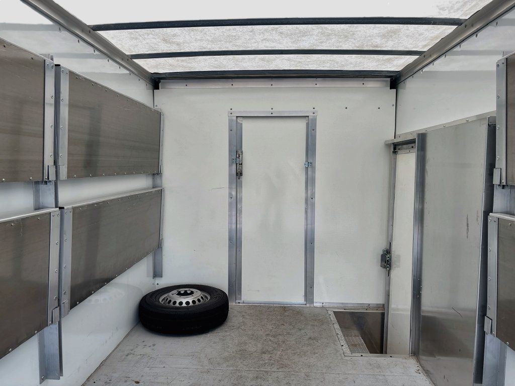 Used 2025 Mercedes-Benz Sprinter 3500 image 17