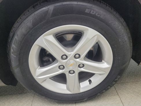 Used 2021 Chevrolet Malibu LS FWD image 31