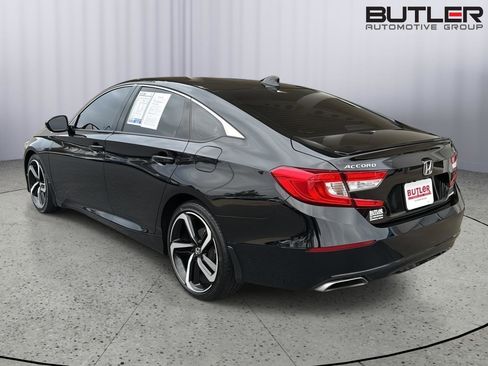 Used 2022 Honda Accord Sport image 3