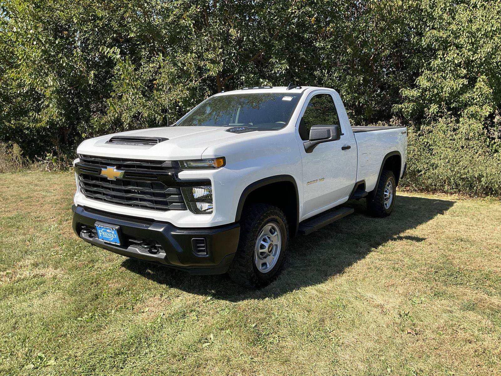 Certified 2025 Chevrolet Silverado 2500 W/T AWD/4WD image 3