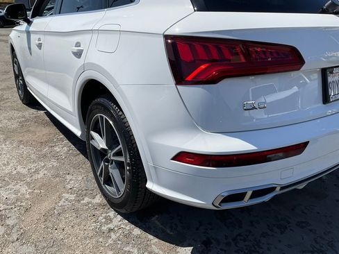 Used 2020 Audi Q5 e Premium w/ Convenience Package image 82