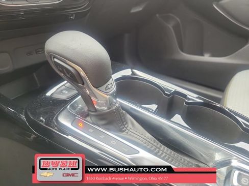 Used 2024 Chevrolet Trax LT w/ Driver Confidence Package FWD image 27