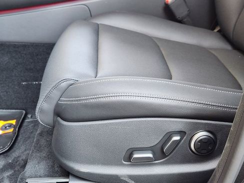 Used 2026 Genesis GV70 2.5T image 19