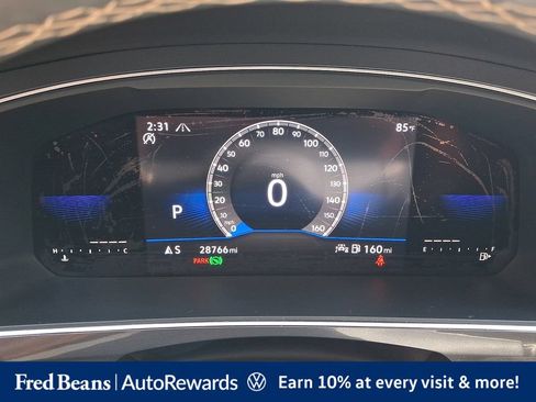 Certified 2023 Volkswagen Tiguan SE w/ Panoramic Sunroof Package AWD/4WD image 28