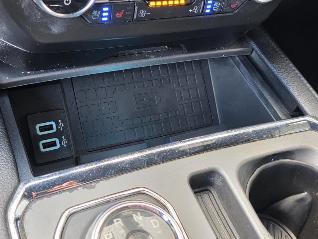Used 2018 Ford Expedition XLT w/ Equipment Group 202A RWD image 27