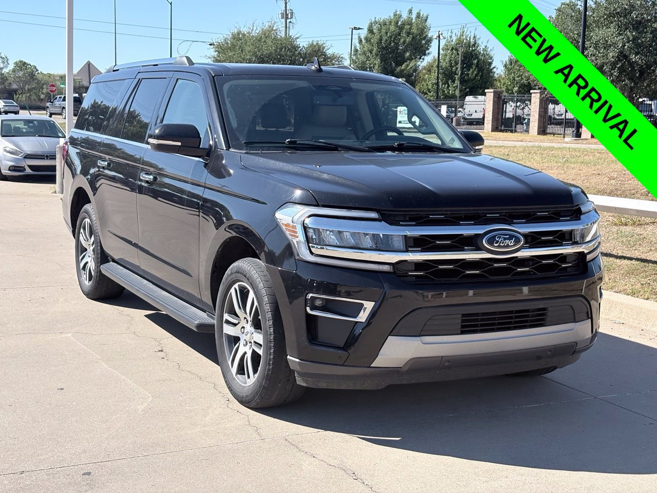 Used 2024 Ford Expedition Max Limited RWD image 1