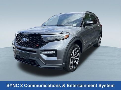 Certified 2024 Ford Explorer ST AWD/4WD image 9
