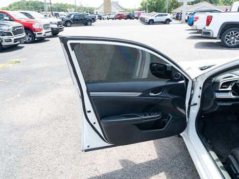 Used 2017 Honda Civic EX-L image 12