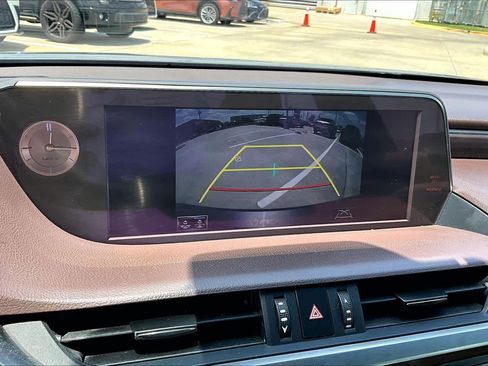 Used 2019 Lexus ES 350 w/ Accessory Package 2 FWD image 27