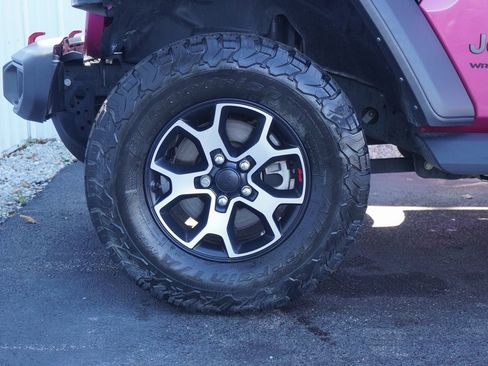 Used 2022 Jeep Wrangler Unlimited Rubicon w/ LED Lighting Group image 6