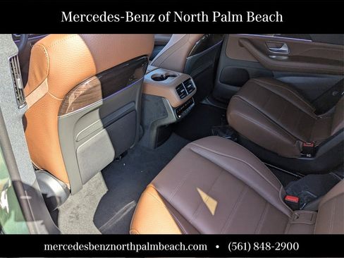 New 2026 Mercedes-Benz GLS 580 4MATIC image 13