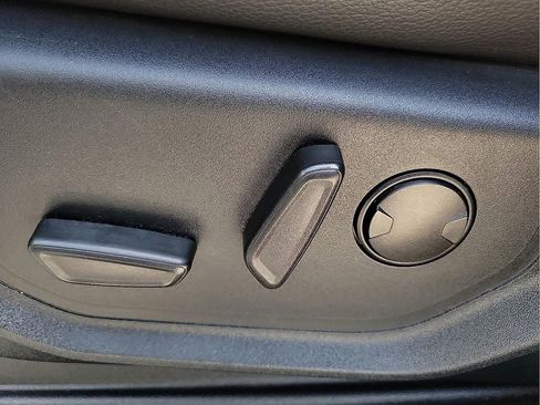 Used 2021 Ford Expedition Max XLT RWD image 15