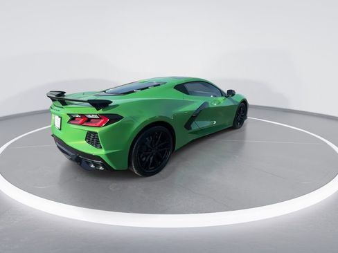 Used 2026 Chevrolet Corvette Stingray Coupe w/ Z51 Performance Package RWD image 8