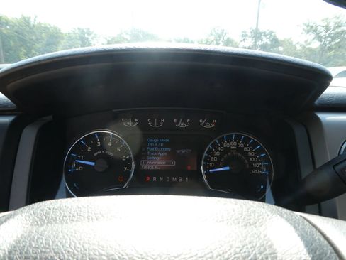 Used 2011 Ford F150 XLT w/ XLT Convenience Pkg RWD image 18