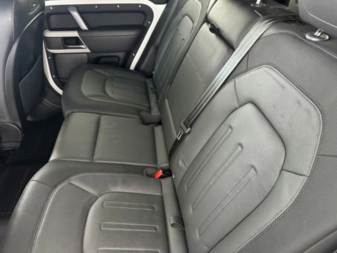 Used 2022 Land Rover Defender 110 X-Dynamic HSE AWD/4WD image 24