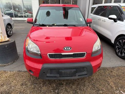 Used 2010 Kia Soul + image 5