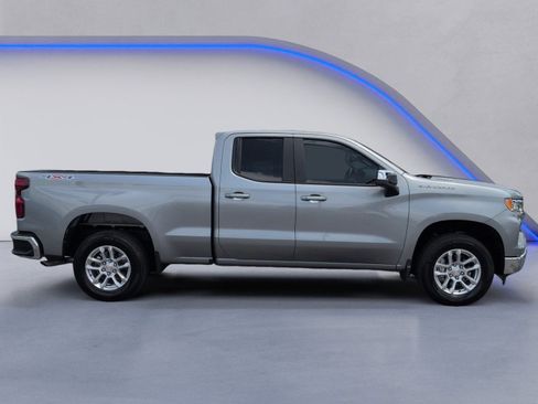 Used 2026 Chevrolet Silverado 1500 LT AWD/4WD image 11
