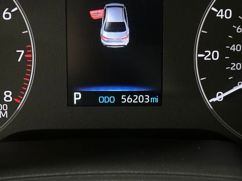 Used 2023 Toyota Corolla LE image 19