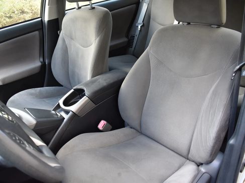 Used 2012 Toyota Prius Two FWD image 7