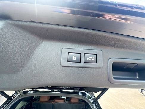 New 2026 Subaru Outback Touring XT AWD/4WD image 37