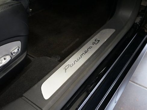 Used 2014 Porsche Panamera 4S Executive w/ Sport Chrono Package image 49