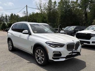 Used 2021 BMW X5 xDrive40i w/ Parking Assistance Package AWD/4WD video 1
