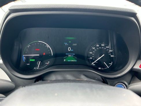 Used 2022 Toyota Sienna XLE image 17